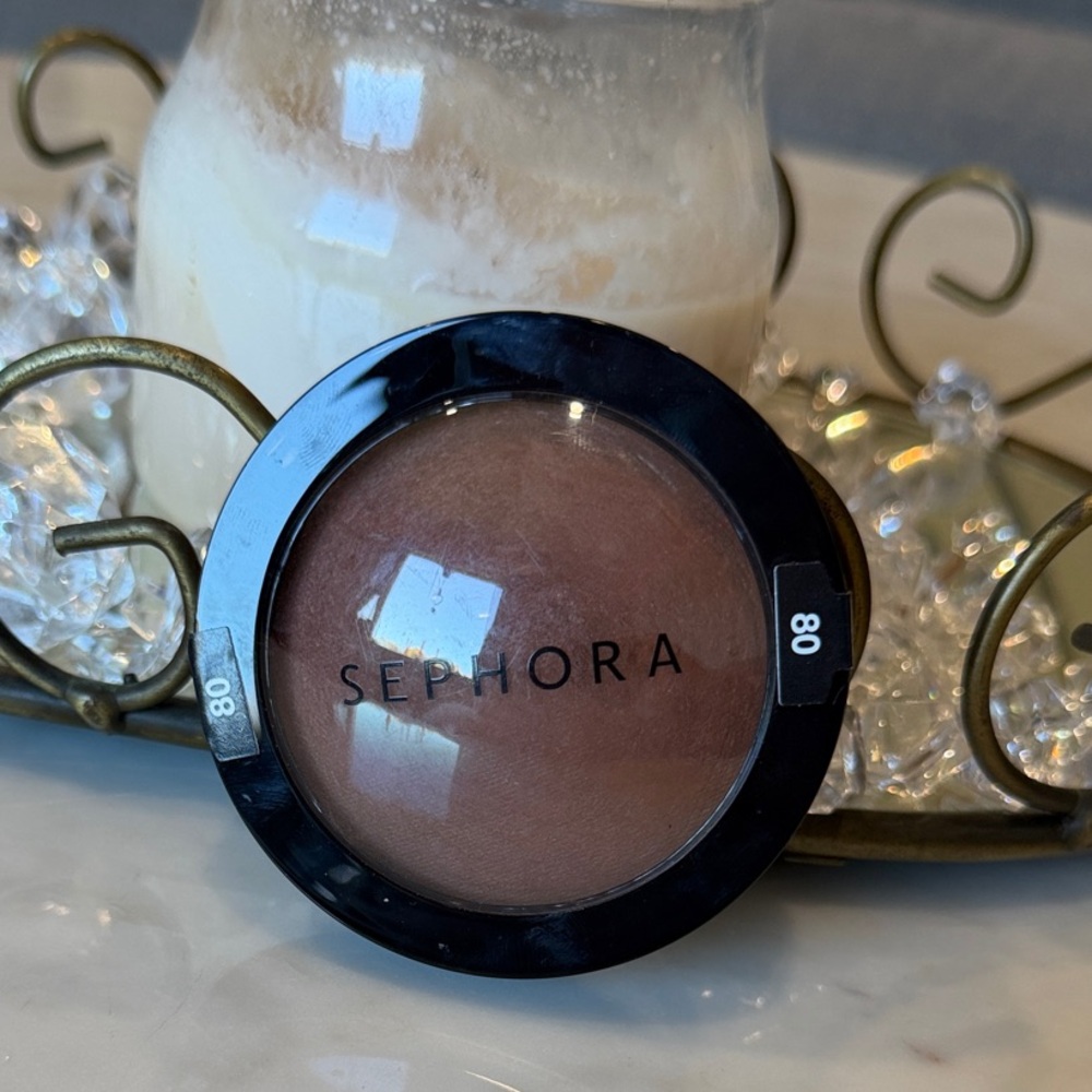 Sephora Micro Smooth Powder shade 80. Brand NEW!